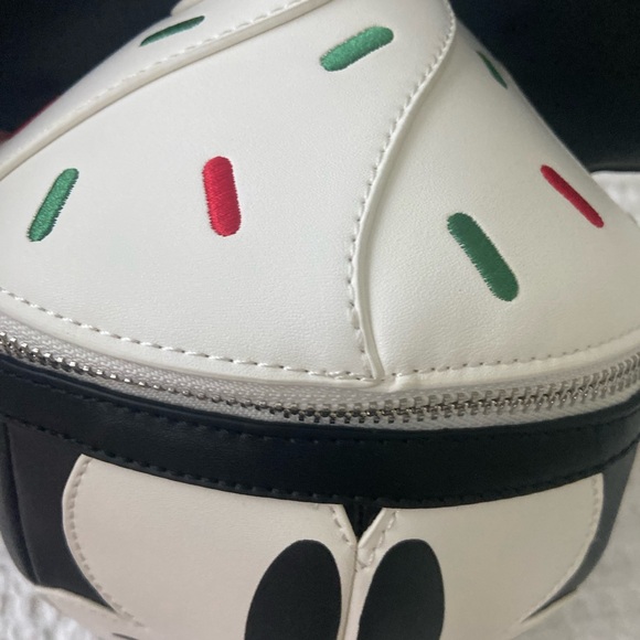 Loungefly Disney Mickey Mouse Hot Cocoa Mug Holiday Crossbody Bag NWT Christmas - Picture 2 of 7
